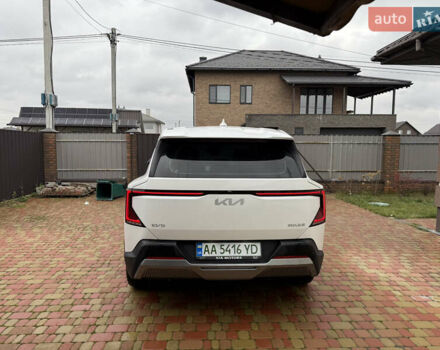 Белый Киа EV5, объемом двигателя 0 л и пробегом 19 тыс. км за 27000 $, фото 2 на Automoto.ua