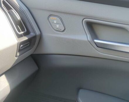 Кіа EV5 2024 у Дніпро (Дніпропетровську) на Automoto.ua Білий Кіа EV5, об'ємом двигуна 0 л та пробігом 4 тис. км за 32300 $, фото 38 на Automoto.ua