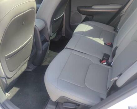 Кіа EV5 2024 у Дніпро (Дніпропетровську) на Automoto.ua Білий Кіа EV5, об'ємом двигуна 0 л та пробігом 4 тис. км за 32300 $, фото 33 на Automoto.ua