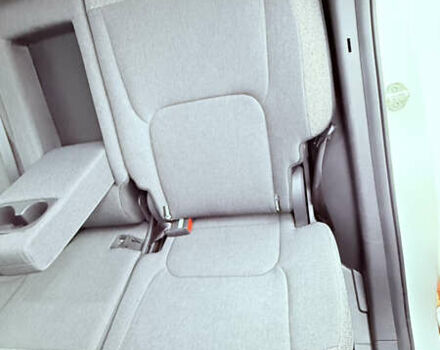 Белый Киа EV5, объемом двигателя 0 л и пробегом 19 тыс. км за 27000 $, фото 16 на Automoto.ua