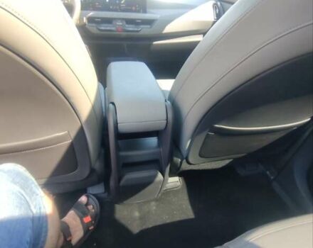 Кіа EV5 2024 у Дніпро (Дніпропетровську) на Automoto.ua Білий Кіа EV5, об'ємом двигуна 0 л та пробігом 4 тис. км за 32300 $, фото 22 на Automoto.ua