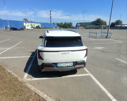 Кіа EV5 2024 у Дніпро (Дніпропетровську) на Automoto.ua Білий Кіа EV5, об'ємом двигуна 0 л та пробігом 4 тис. км за 32300 $, фото 13 на Automoto.ua