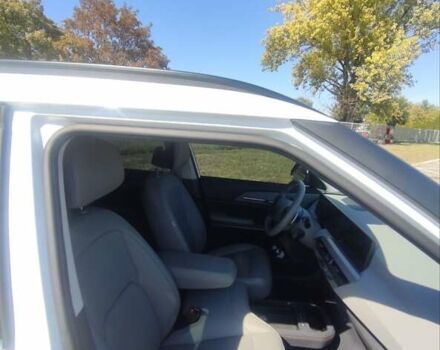 Кіа EV5 2024 у Дніпро (Дніпропетровську) на Automoto.ua Білий Кіа EV5, об'ємом двигуна 0 л та пробігом 4 тис. км за 32300 $, фото 10 на Automoto.ua