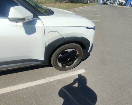 Кіа EV5 2024 у Дніпро (Дніпропетровську) на Automoto.ua Білий Кіа EV5, об'ємом двигуна 0 л та пробігом 4 тис. км за 32300 $, фото 12 на Automoto.ua