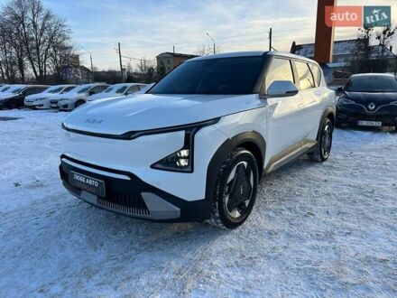 Білий Кіа EV5, об'ємом двигуна 0 л та пробігом 21 тис. км за 22500 $, фото 1 на Automoto.ua