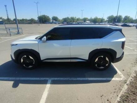 Киа EV5 2024 в Днепре (Днепропетровске) на Automoto.ua Белый Киа EV5, объемом двигателя 0 л и пробегом 4 тыс. км за 32300 $, фото 1 на Automoto.ua