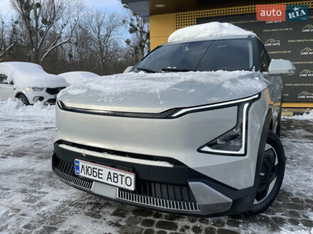 Білий Кіа EV5, об'ємом двигуна 0 л та пробігом 24 тис. км за 23000 $, фото 1 на Automoto.ua