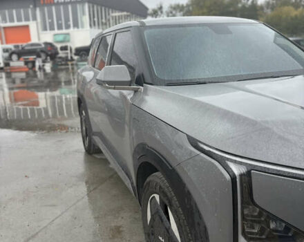 Черный Киа EV5, объемом двигателя 0 л и пробегом 20 тыс. км за 22500 $, фото 1 на Automoto.ua