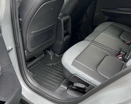 Серый Киа EV5, объемом двигателя 0 л и пробегом 32 тыс. км за 27500 $, фото 8 на Automoto.ua