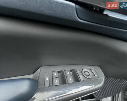 Серый Киа EV5, объемом двигателя 0 л и пробегом 32 тыс. км за 27500 $, фото 11 на Automoto.ua