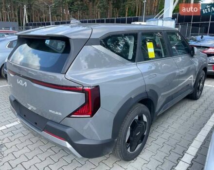 Сірий Кіа EV5, об'ємом двигуна 0 л та пробігом 1 тис. км за 25000 $, фото 2 на Automoto.ua