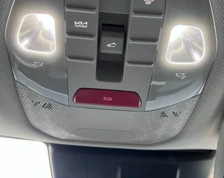 Серый Киа EV5, объемом двигателя 0 л и пробегом 32 тыс. км за 27500 $, фото 19 на Automoto.ua