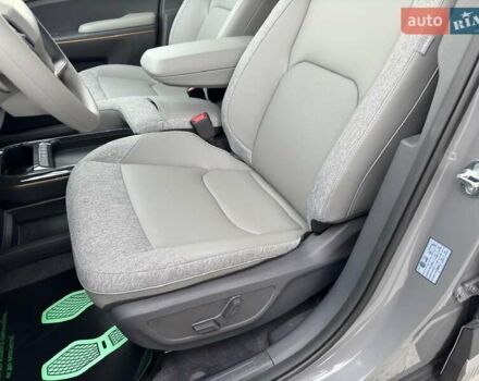 Киа EV5 2024 в Ивано-Франковске на Automoto.ua Серый Киа EV5, объемом двигателя 0 л и пробегом 10 тыс. км за 22900 $, фото 27 на Automoto.ua