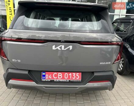 Сірий Кіа EV5, об'ємом двигуна 0 л та пробігом 1 тис. км за 28000 $, фото 1 на Automoto.ua