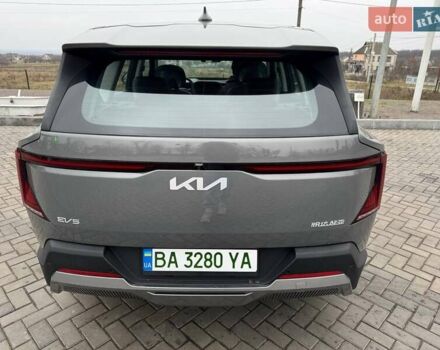 Сірий Кіа EV5, об'ємом двигуна 0 л та пробігом 1 тис. км за 32000 $, фото 5 на Automoto.ua