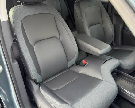 Сірий Кіа EV5, об'ємом двигуна 0 л та пробігом 30 тис. км за 23500 $, фото 15 на Automoto.ua