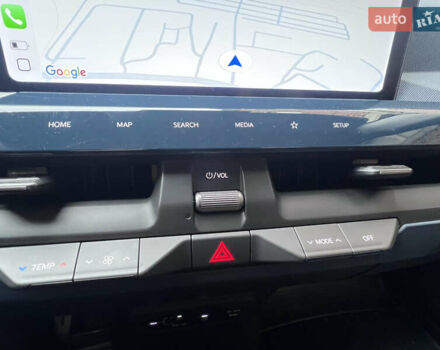 Серый Киа EV5, объемом двигателя 0 л и пробегом 32 тыс. км за 27500 $, фото 7 на Automoto.ua