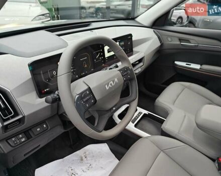 Серый Киа EV5, объемом двигателя 0 л и пробегом 1 тыс. км за 34500 $, фото 13 на Automoto.ua