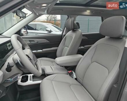 Серый Киа EV5, объемом двигателя 0 л и пробегом 1 тыс. км за 34500 $, фото 11 на Automoto.ua