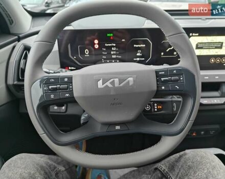 Серый Киа EV5, объемом двигателя 0 л и пробегом 1 тыс. км за 34500 $, фото 29 на Automoto.ua