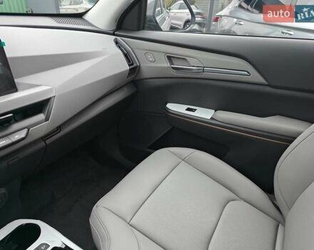 Серый Киа EV5, объемом двигателя 0 л и пробегом 1 тыс. км за 34500 $, фото 34 на Automoto.ua