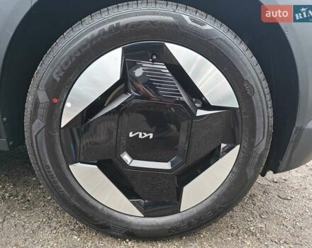 Серый Киа EV5, объемом двигателя 0 л и пробегом 1 тыс. км за 34500 $, фото 8 на Automoto.ua