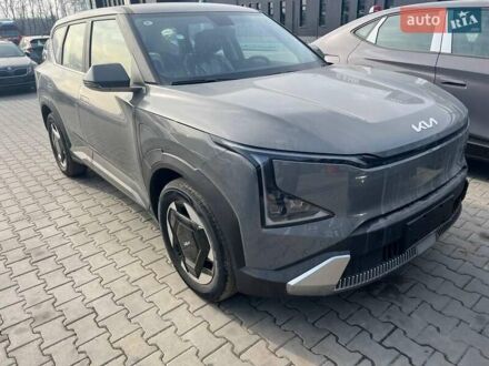 Кіа EV5 2024 у Дніпро (Дніпропетровську) на Automoto.ua Сірий Кіа EV5, об'ємом двигуна 0 л та пробігом 1 тис. км за 26300 $, фото 1 на Automoto.ua