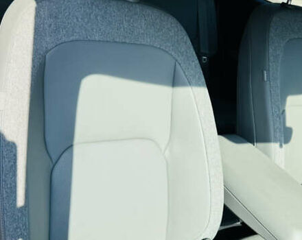 Синий Киа EV5, объемом двигателя 0 л и пробегом 19 тыс. км за 27500 $, фото 12 на Automoto.ua