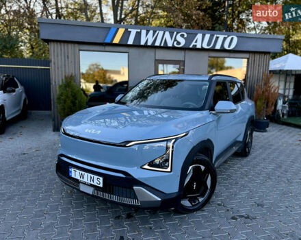 Синий Киа EV5, объемом двигателя 0 л и пробегом 19 тыс. км за 28500 $, фото 10 на Automoto.ua
