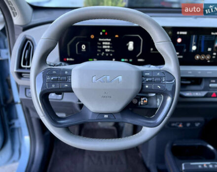 Синий Киа EV5, объемом двигателя 0 л и пробегом 19 тыс. км за 28500 $, фото 29 на Automoto.ua