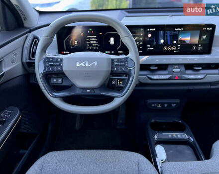 Синий Киа EV5, объемом двигателя 0 л и пробегом 19 тыс. км за 28500 $, фото 9 на Automoto.ua