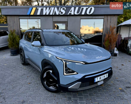 Синий Киа EV5, объемом двигателя 0 л и пробегом 19 тыс. км за 28500 $, фото 14 на Automoto.ua