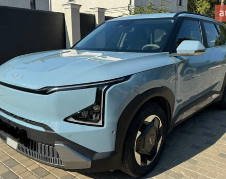 Синий Киа EV5, объемом двигателя 0 л и пробегом 19 тыс. км за 27500 $, фото 1 на Automoto.ua