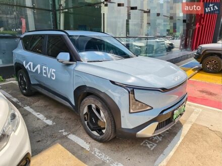 Синий Киа EV5, объемом двигателя 0 л и пробегом 17 тыс. км за 25500 $, фото 1 на Automoto.ua