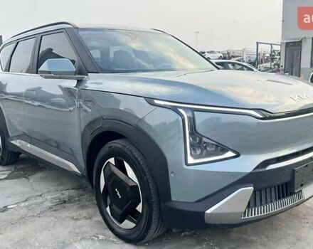 Зеленый Киа EV5, объемом двигателя 0 л и пробегом 17 тыс. км за 25500 $, фото 12 на Automoto.ua
