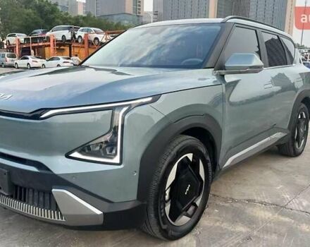 Зеленый Киа EV5, объемом двигателя 0 л и пробегом 17 тыс. км за 25500 $, фото 7 на Automoto.ua