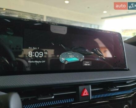 Белый Киа EV6, объемом двигателя 0 л и пробегом 2 тыс. км за 45500 $, фото 24 на Automoto.ua