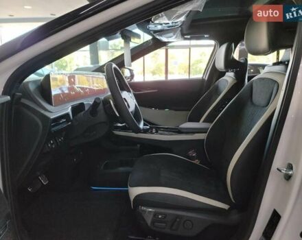 Белый Киа EV6, объемом двигателя 0 л и пробегом 2 тыс. км за 45500 $, фото 30 на Automoto.ua