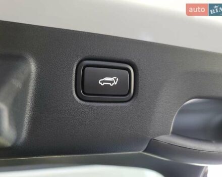 Белый Киа EV6, объемом двигателя 0 л и пробегом 2 тыс. км за 45500 $, фото 11 на Automoto.ua