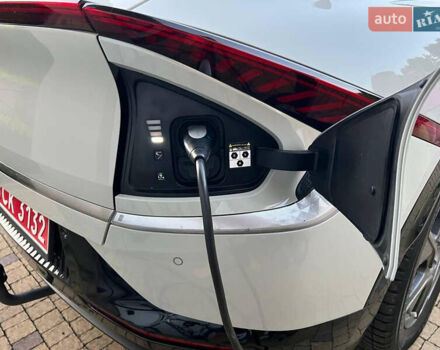 Білий Кіа EV6, об'ємом двигуна 0 л та пробігом 55 тис. км за 26900 $, фото 53 на Automoto.ua