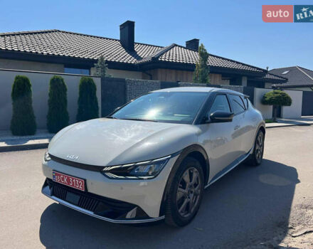 Білий Кіа EV6, об'ємом двигуна 0 л та пробігом 55 тис. км за 26900 $, фото 79 на Automoto.ua