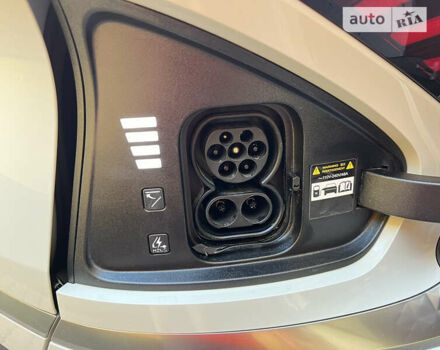 Белый Киа EV6, объемом двигателя 0 л и пробегом 56 тыс. км за 26399 $, фото 33 на Automoto.ua