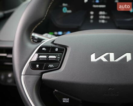 Белый Киа EV6, объемом двигателя 0 л и пробегом 29 тыс. км за 31900 $, фото 17 на Automoto.ua