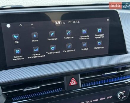 Белый Киа EV6, объемом двигателя 0 л и пробегом 160 тыс. км за 23900 $, фото 17 на Automoto.ua