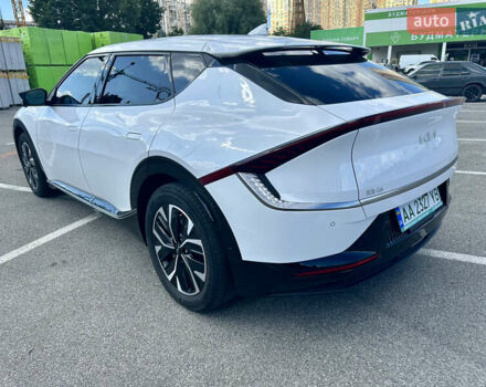Білий Кіа EV6, об'ємом двигуна 0 л та пробігом 59 тис. км за 28000 $, фото 12 на Automoto.ua