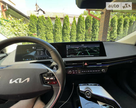 Белый Киа EV6, объемом двигателя 0 л и пробегом 56 тыс. км за 26399 $, фото 13 на Automoto.ua