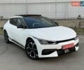 Белый Киа EV6, объемом двигателя 0 л и пробегом 160 тыс. км за 23900 $, фото 2 на Automoto.ua