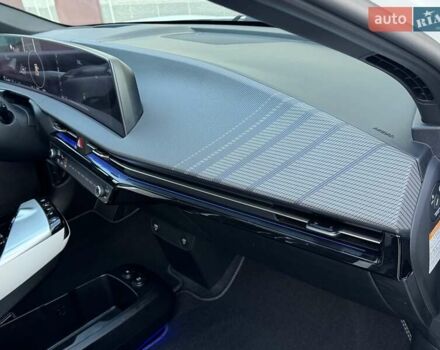 Белый Киа EV6, объемом двигателя 0 л и пробегом 160 тыс. км за 23900 $, фото 13 на Automoto.ua