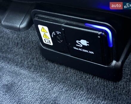 Белый Киа EV6, объемом двигателя 0 л и пробегом 160 тыс. км за 23900 $, фото 21 на Automoto.ua