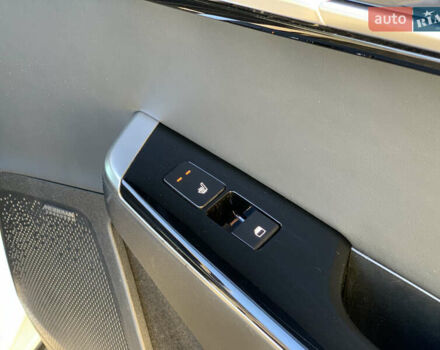 Білий Кіа EV6, об'ємом двигуна 0 л та пробігом 189 тис. км за 21900 $, фото 49 на Automoto.ua